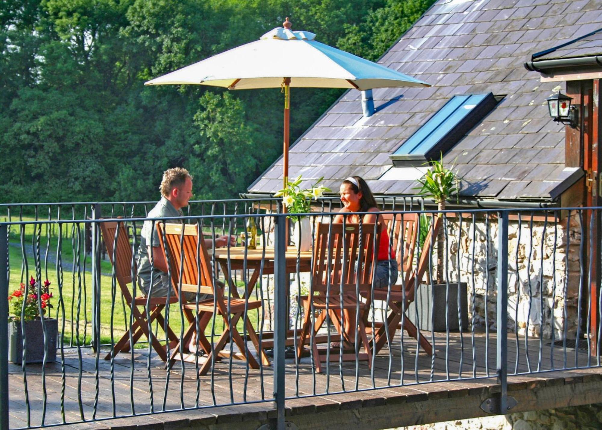 Hotel Garnffrwd Park Llanddarog Exterior foto